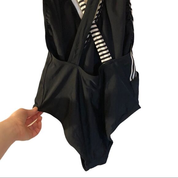 Topshop Swimsuit Womens 6 Black Striped Crossback Monochrome V Neck - Picture 5 of 6